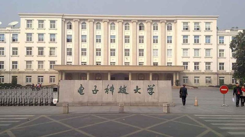 稳压二极管：揭秘其价格背后的因素